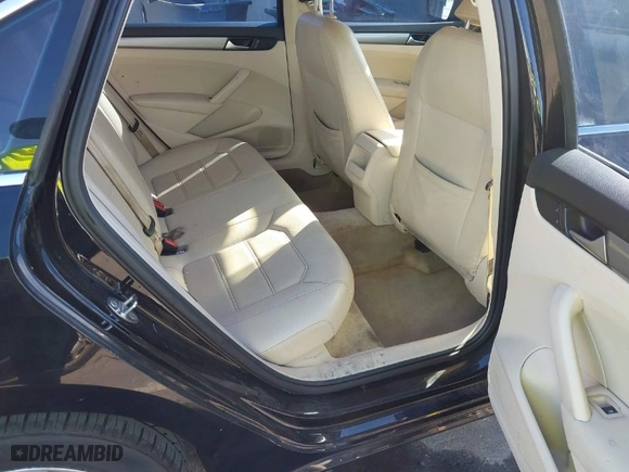 2015 Volkswagen Passat 1.8T S with VIN 1VWAT7A38FC078348, listed as a IAAI auction lot 41847952 with 135,530 mi miles. Bid and sale history available at carsss.com. Image 8.
