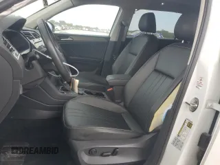 2022 Volkswagen Tiguan SE z VIN 3VV2B7AX7NM027421, wystawiony jako Copart lot #53280115 z przebiegiem 44 395 mil mil oraz Szkoda całkowita • Salvage title. Historia ofert i sprzedaży dostępna na DreamBid. Obrazek 7.