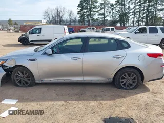 2020 Kia Optima LX with VIN 5XXGT4L34LG439434, listed as a IAAI auction lot 41743129 with 77,409 mi miles and . Bid and sale history available at carsss.com. Image 15.