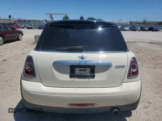 2011 MINI Hardtop with VIN WMWSU3C58BT182034, listed as a Copart auction lot 57964385 with 95,072 mi miles and Clean title. Bid and sale history available at DreamBid. Image 6.