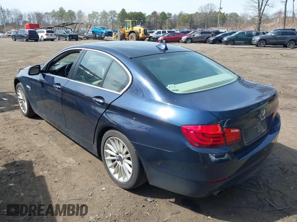 2011 BMW 5 Series 535i xDrive with VIN WBAFU7C52BC876825, listed as a IAAI auction lot 41891054 with 170,747 mi miles. Bid and sale history available at carsss.com. Image 3.