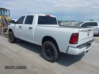 2018 Ram 2500 Tradesman with VIN 3C6UR4CJ0JG188350, listed as a IAAI auction lot 41787630 with 122,434 mi miles and . Bid and sale history available at DreamBid. Image 3.