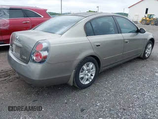 2006 Nissan Altima S with VIN 1N4AL11D36C261929, listed as a IAAI auction lot 42357971 with 173,965 mi miles and . Bid and sale history available at DreamBid. Image 4.