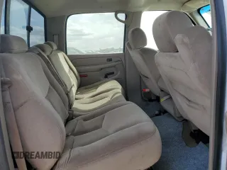 2005 GMC Sierra 3500 DRW Work Trk z VIN 1GTJK33215F873855, wystawiony jako Copart lot #44970565 z przebiegiem 214 306 mil mil oraz Szkoda całkowita • Salvage title. Historia ofert i sprzedaży dostępna na DreamBid. Obrazek 10.