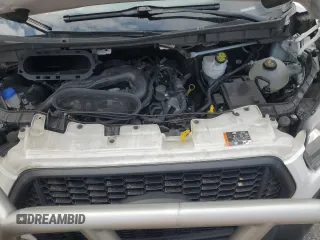 2023 Ford Transit Cargo с VIN 1FTBR2C80PKB31083, выставлен на аукционе Copart как лот 50551005 с пробегом 54 390 миль миль и Списание • Salvage title. История ставок и продаж доступна на DreamBid. Изображение 12.