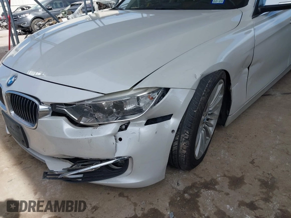 2013 BMW 3 Series 328i xDrive with VIN WBA3B3G53DNR79514, listed as a IAAI auction lot 41662949 with 104,125 mi miles. Bid and sale history available at carsss.com. Image 6.