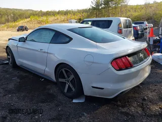 2017 Ford Mustang V6 с VIN 1FA6P8AM5H5263143, выставлен на аукционе IAAI как лот 41811425 с пробегом 171 850 миль миль и . История ставок и продаж доступна на DreamBid. Изображение 3.