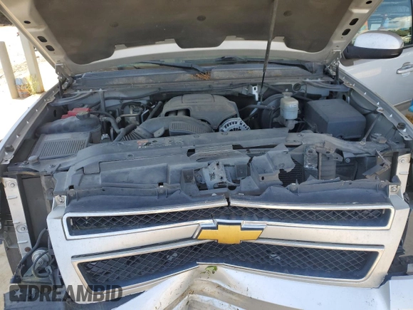 2013 Chevrolet Tahoe LT z VIN 1GNSCBE09DR311858, wystawiony jako Copart lot #55884565 z przebiegiem 280 063 mil mil oraz Szkoda całkowita • Salvage title. Historia ofert i sprzedaży dostępna na DreamBid. Obrazek 11.