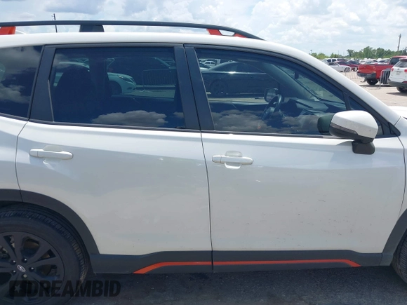2023 Subaru Forester Sport with VIN JF2SKAJC0PH509925, listed as a IAAI auction lot 40106804 with 29,271 mi miles. Bid and sale history available at carsss.com. Image 12.
