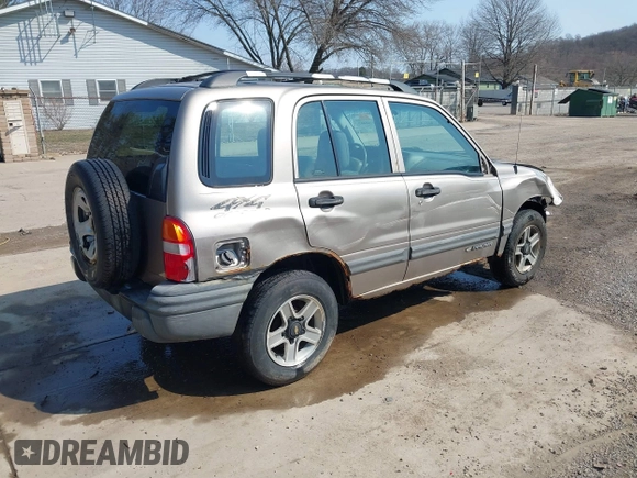 2002 Chevrolet Tracker with VIN 2CNBJ13C026911257, listed as a IAAI auction lot 41760465 with 135,549 mi miles and . Bid and sale history available at DreamBid. Image 4.