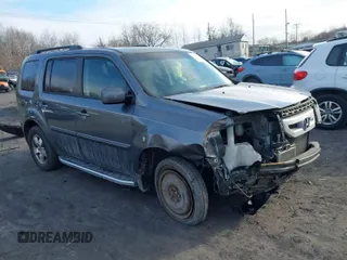 2011 Honda Pilot EX with VIN 5FNYF4H4XBB008594, listed as a IAAI auction lot 41619594 with 171,237 mi miles. Bid and sale history available at carsss.com. Image 1.