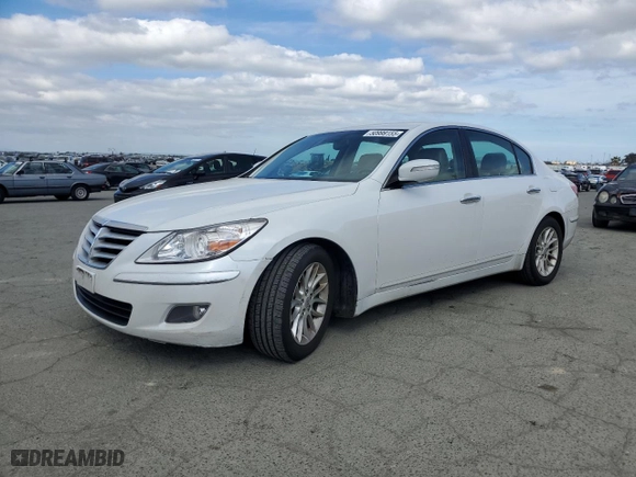 2011 Hyundai Genesis with VIN KMHGC4DE4BU132785, listed as a Copart auction lot 50999155 with 301,993 mi miles and Clean Title. Bid and sale history available at carsss.com. Image 1.