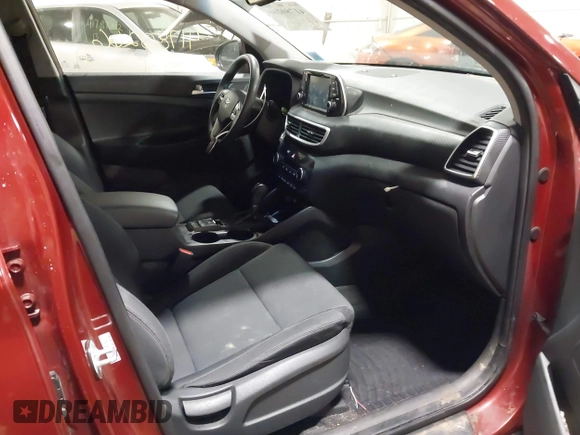 2020 Hyundai Tucson Value z VIN KM8J3CA40LU163884, wystawiony jako IAAI lot #41780266 z przebiegiem 60 687 mil mil oraz . Historia ofert i sprzedaży dostępna na DreamBid. Obrazek 5.