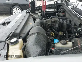 2003 Ford F-150 XL с VIN 1FTRX17283NA16566, выставлен на аукционе IAAI как лот 43401412 с пробегом 354 468 миль миль и . История ставок и продаж доступна на DreamBid. Изображение 12.