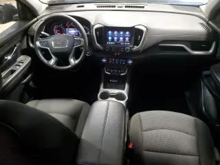 2022 GMC Terrain SLE z VIN 3GKALMEV8NL288534, wystawiony jako Copart lot #60321875 z przebiegiem 31 045 mil mil oraz Szkoda całkowita • Salvage title. Historia ofert i sprzedaży dostępna na DreamBid. Obrazek 8.