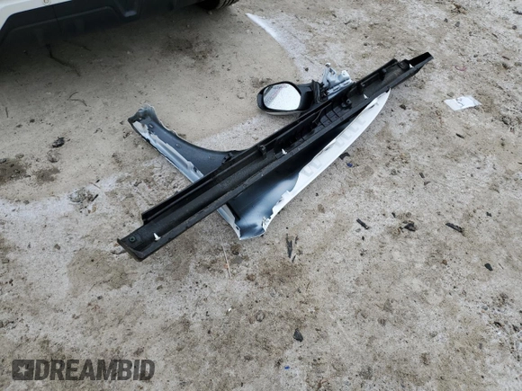 2018 Mitsubishi Outlander SEL z VIN JA4AR4AW0JU003733, wystawiony jako Copart lot #84854894 z przebiegiem 103 564 mil mil oraz Szkoda całkowita • Salvage title. Historia ofert i sprzedaży dostępna na DreamBid. Obrazek 13.