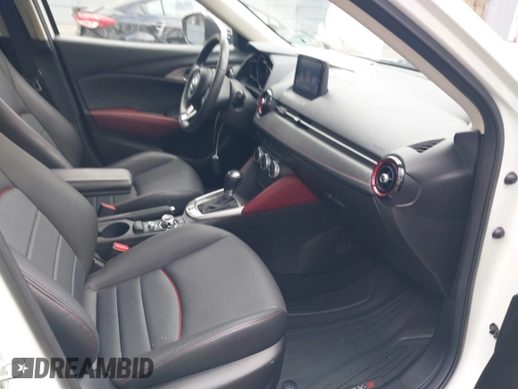 2018 Mazda CX-3 Touring with VIN JM1DKFC71J0315074, listed as a IAAI auction lot 42029790 with 100,268 mi miles. Bid and sale history available at carsss.com. Image 5.