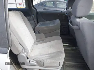 2005 Mazda MPV LX with VIN JM3LW28A150551864, listed as a IAAI auction lot 41922850 with 247,930 mi miles. Bid and sale history available at carsss.com. Image 8.