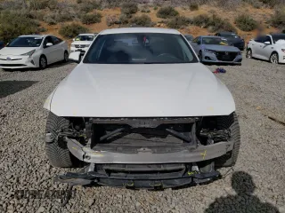 2016 BMW 3 Series 320i xDrive with VIN WBA8E5G54GNU20096, listed as a Copart auction lot 50977005 with 79,357 mi miles and Salvage Title. Bid and sale history available at carsss.com. Image 5.