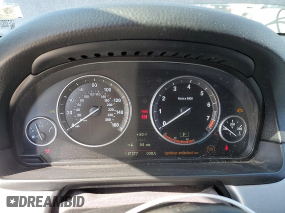 2013 BMW 5 Series 550i with VIN WBAFR9C59DD226772, listed as a Copart auction lot 50643795 with 117,277 mi miles and Clean Title. Bid and sale history available at carsss.com. Image 9.