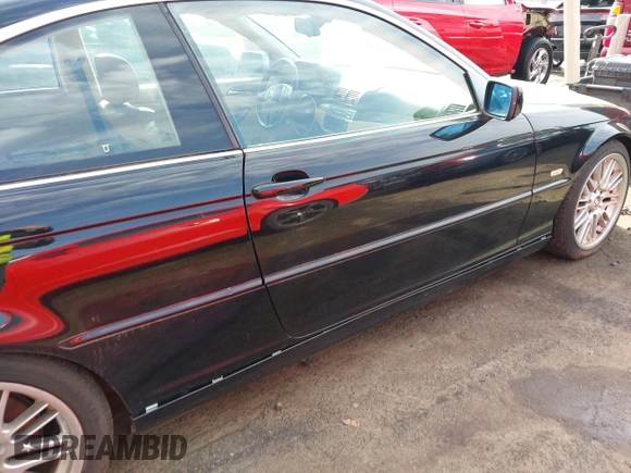 2003 BMW 3 Series 330Ci with VIN WBABN53423PH02242, listed as a IAAI auction lot 41851138 with 172,522 mi miles and . Bid and sale history available at DreamBid. Image 6.