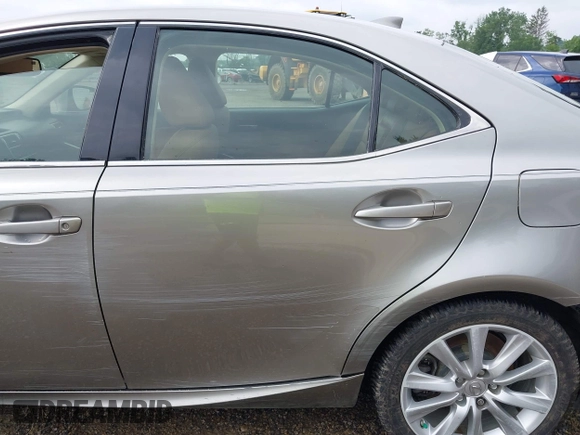 2016 Lexus IS 200t with VIN JTHBA1D20G5015102, listed as a IAAI auction lot 42440555 with 44,891 mi miles and . Bid and sale history available at DreamBid. Image 19.