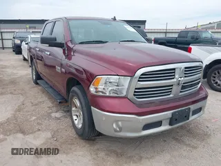 2016 Ram 1500 Lone Star z VIN 3C6RR6LT0GG360310, wystawiony jako IAAI lot #42462858 z przebiegiem 200 282 mil mil oraz . Historia ofert i sprzedaży dostępna na DreamBid. Obrazek 1.