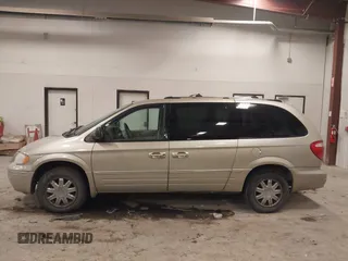 2006 Chrysler Town & Country LWB Limited with VIN 2A8GP64L26R640347, listed as a IAAI auction lot 41353419 with 160,220 mi miles. Bid and sale history available at carsss.com. Image 14.