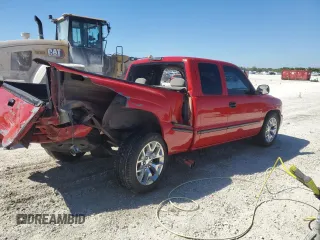 2000 GMC New Sierra 1500 SL with VIN 2GTEC19V3Y1237647, listed as a Copart auction lot 47478435 with 218,258 mi miles and Salvage Title. Bid and sale history available at carsss.com. Image 3.