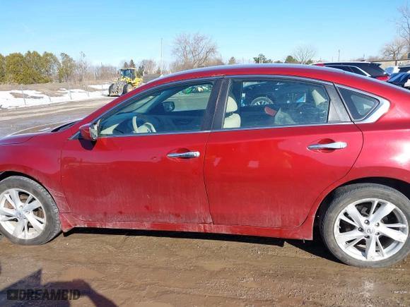 2014 Nissan Altima 2.5 SV with VIN 1N4AL3AP9EC134459, listed as a IAAI auction lot 41758775 with 66,980 mi miles. Bid and sale history available at carsss.com. Image 14.