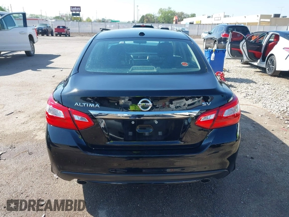 2016 Nissan Altima SR z VIN 1N4AL3AP8GC292164, wystawiony jako IAAI lot #42053545 z przebiegiem 99 743 mil mil oraz . Historia ofert i sprzedaży dostępna na DreamBid. Obrazek 17.