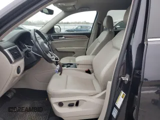 2021 Volkswagen Atlas SE z VIN 1V2LP2CA8MC508373, wystawiony jako Copart lot #88424755 z przebiegiem 74 586 mil mil oraz Szkody całkowita. Historia ofert i sprzedaży dostępna na DreamBid. Obrazek 7.