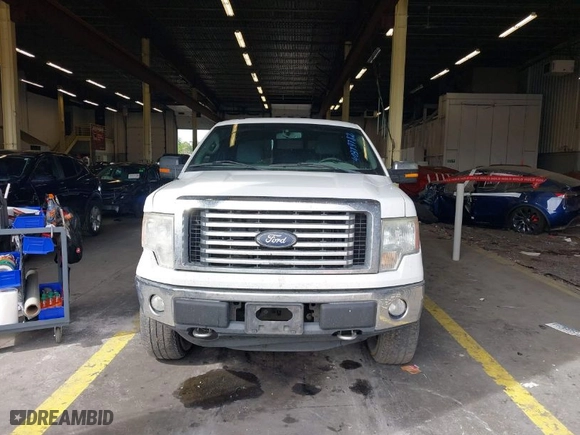 2011 Ford F-150 XL with VIN 1FTFX1EF8BFB45795, listed as a IAAI auction lot 40379782 with 259,050 mi miles. Bid and sale history available at carsss.com. Image 13.