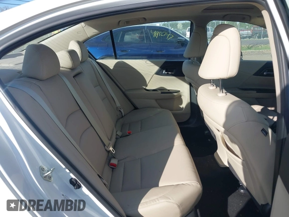 2014 Honda Accord EX-L with VIN 1HGCR2F82EA163330, listed as a IAAI auction lot 41920561 with 86,890 mi miles and . Bid and sale history available at carsss.com. Image 8.