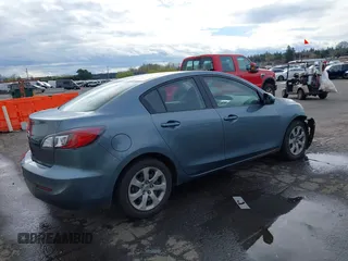 2013 Mazda 3 i SV with VIN JM1BL1TG1D1784364, listed as a IAAI auction lot 41903072 with 45,818 mi miles. Bid and sale history available at carsss.com. Image 4.
