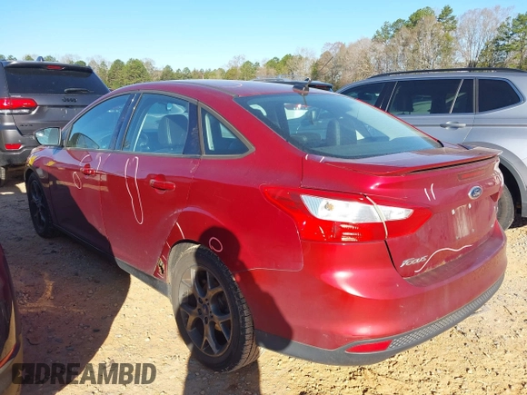 2013 Ford Focus SE with VIN 1FADP3F27DL150124, listed as a IAAI auction lot 41824159 with 145,693 mi miles. Bid and sale history available at carsss.com. Image 3.