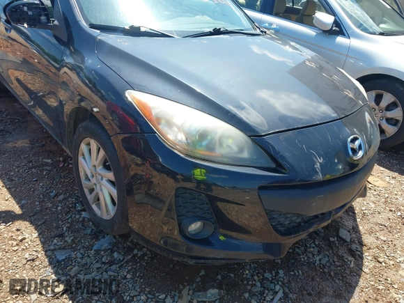 2012 Mazda 3 i Touring z VIN JM1BL1V70C1541141, wystawiony jako IAAI lot #42234171 z przebiegiem 105 737 mil mil oraz . Historia ofert i sprzedaży dostępna na DreamBid. Obrazek 6.