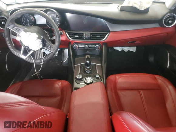 2019 Alfa Romeo Giulia Sport с VIN ZARFAMAN0K7604236, выставлен на аукционе Copart как лот 57365945 с пробегом Не указан миль и На запчасти • Non repairable. История ставок и продаж доступна на DreamBid. Изображение 8.