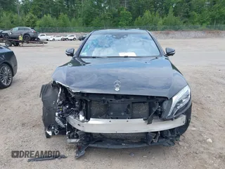 2015 Mercedes-Benz S 550 with VIN WDDUG8FB7FA162558, listed as a IAAI auction lot 42470086 with 104,992 mi miles and . Bid and sale history available at DreamBid. Image 13.