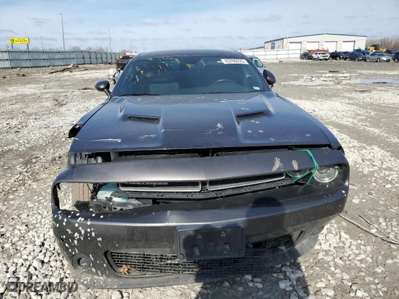 2016 Dodge Challenger SXT Plus with VIN 2C3CDZAG0GH352927, listed as a Copart auction lot 43786035 with 121,953 mi miles and Salvage Title. Bid and sale history available at carsss.com. Image 5.
