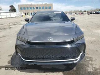2024 Toyota Crown XLE with VIN JTDAAAAF7R3022194, listed as a Copart auction lot 54059125 with 22,977 mi miles and Salvage Title. Bid and sale history available at DreamBid. Image 5.