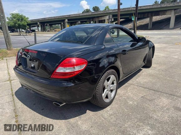 2007 Mercedes-Benz SLK 280 с VIN WDBWK54FX7F139879, выставлен на аукционе Copart как лот 57631725 с пробегом 211 138 миль миль и Чистый • Clean title. История ставок и продаж доступна на DreamBid. Изображение 4.