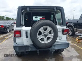 2019 Jeep Wrangler Unlimited Sport S with VIN 1C4HJXDN3KW689739, listed as a IAAI auction lot 42358604 with 73,271 mi miles and . Bid and sale history available at DreamBid. Image 6.