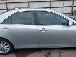 2014 Toyota Camry SE with VIN 4T1BK1FK7EU540975, listed as a IAAI auction lot 41673926 with 190,036 mi miles. Bid and sale history available at carsss.com. Image 13.