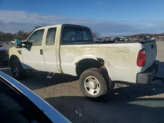 2008 Ford F-350 XL with VIN 1FTWX31528EE31715, listed as a Copart auction lot 81726134 with 127,362 mi miles and Clean Title. Bid and sale history available at DreamBid. Image 2.
