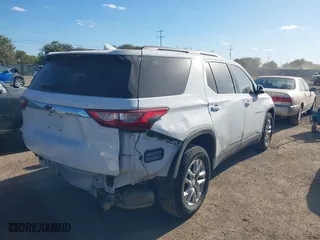 2019 Chevrolet Traverse LT Leather with VIN 1GNERHKW2KJ235242, listed as a IAAI auction lot 40596424 with 97,979 mi miles. Bid and sale history available at carsss.com. Image 4.