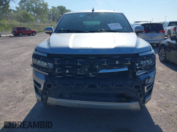 2023 Ford Expedition Max Limited z VIN 1FMJK2A81PEA48159, wystawiony jako IAAI lot #42725025 z przebiegiem 79 301 mil mil oraz . Historia ofert i sprzedaży dostępna na DreamBid. Obrazek 12.