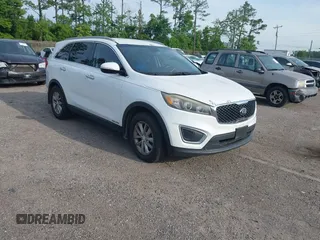 2016 Kia Sorento LX z VIN 5XYPGDA52GG014353, wystawiony jako IAAI lot #42373847 z przebiegiem 197 774 mil mil oraz . Historia ofert i sprzedaży dostępna na DreamBid. Obrazek 1.