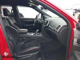 2018 Jeep Grand Cherokee Trailhawk with VIN 1C4RJFLG4JC142710, listed as a IAAI auction lot 41640917 with NaN miles. Bid and sale history available at carsss.com. Image 5.