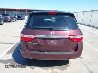 2012 Honda Odyssey EX with VIN 5FNRL5H42CB136915, listed as a IAAI auction lot 41972714 with 211,729 mi miles and . Bid and sale history available at carsss.com. Image 16.
